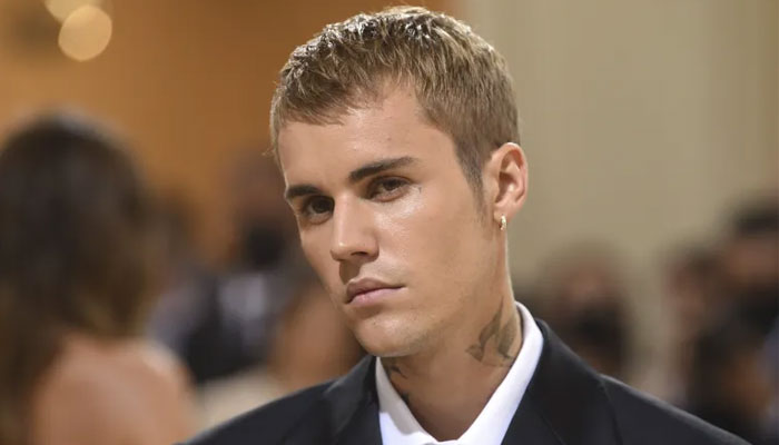 Justin Bieber sold the rights to his songs for 0 million Earlier, Justin Timberlake and Shakira also sold their music shares.