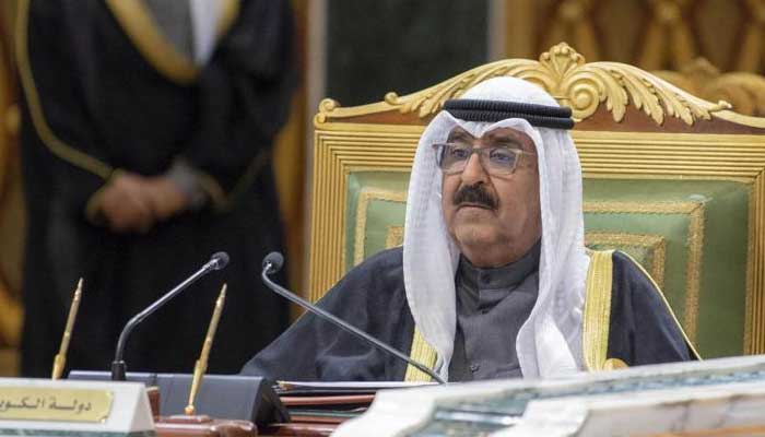 The Kuwaiti Crown Prince accepted the government's resignation The Kuwaiti Crown Prince accepted the government's resignation