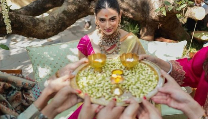 Pictures from Athiya Shetty's pre-wedding celebrations have surfaced