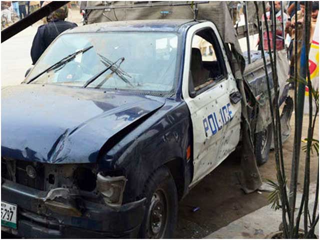 Peshawar;  Explosion near police vehicle, no casualties reported