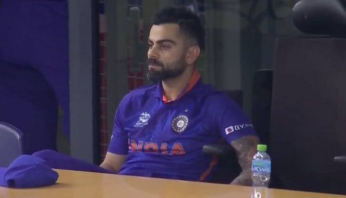 Virat Kohli stopped the fan from making the video