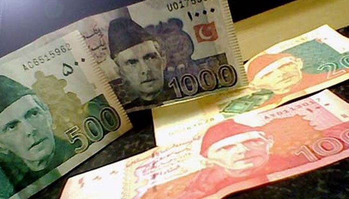 20 billion loss to oil companies due to falling value of rupee File photo