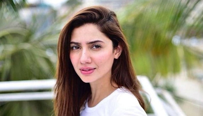 Attack on actors, Mahira Khan raised questions