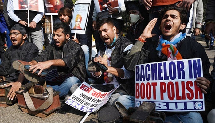 Under the Modi government, Indian youths are rapidly becoming unemployed Under the Modi government, Indian youths are rapidly becoming unemployed