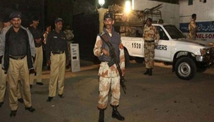 Karachi, drug dealer who supplied arms arrested File photo