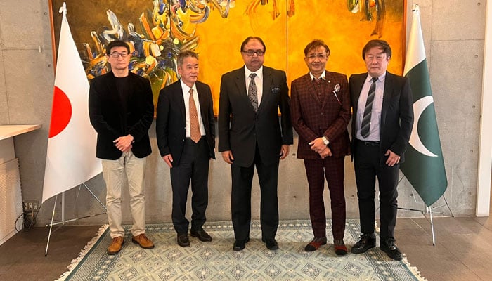 900 Pakistanis arrived in Japan for employment 900 Pakistanis arrived in Japan for employment