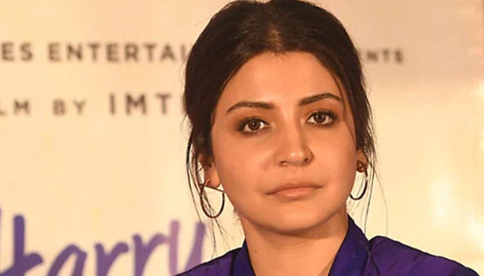 Director Aditya Chopra asked to keep the news of work in debut film hidden from everyone, Anushka Sharma