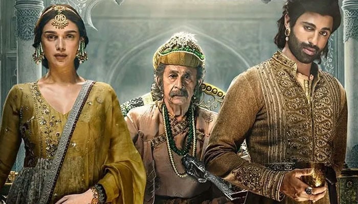 Why can't Pakistani filmmakers make films on the Mughal Empire?