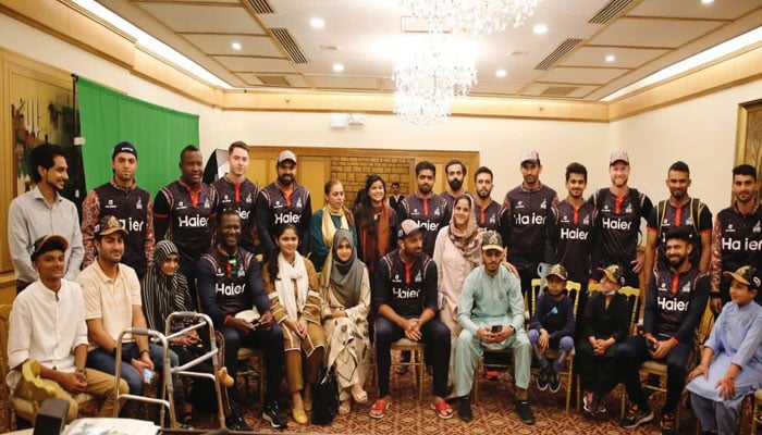 Peshawar Zalmi players meeting with children recovering from cancer