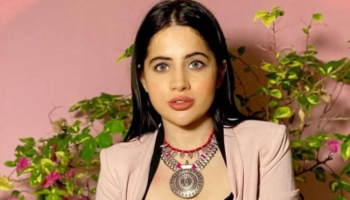 Attempted suicide several times due to father's mental and physical violence, alias Javed Attempted suicide several times due to father's mental and physical violence, alias Javed