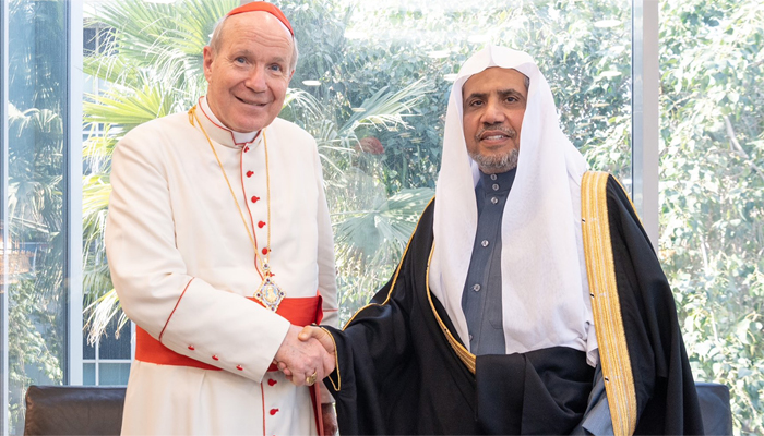 Meeting with the Archbishop of Vienna, the Secretary General of the Cardinal's Liaison to Islamic Scholars Archbishop of Vienna and Cardinal Christoph Schönbrunn meeting with the Secretary General of the Liaison to Islam, Dr. Muhammad Abdul Karim Al-Eisa in Riyadh - Photo courtesy of Twitter