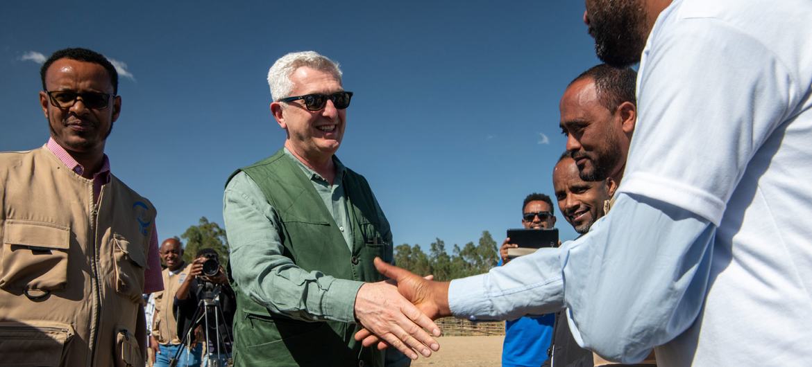 The UN High Commissioner for Refugees, Filippo Grandi, visits Eritrean refugees displaced by war in the Tigray region of Ethiopia. The UN High Commissioner for Refugees, Filippo Grandi, visits Eritrean refugees displaced by war in the Tigray region of Ethiopia.