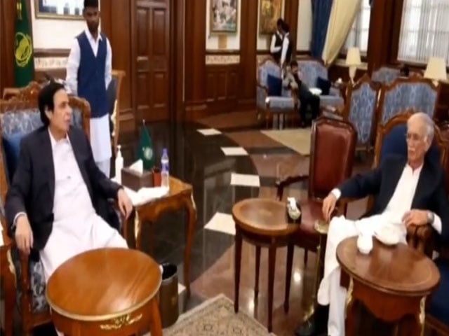 Parvaiz Khattak meeting with Parvaiz Elahi, discussing the elections of Punjab and Khyber Pakhtunkhwa