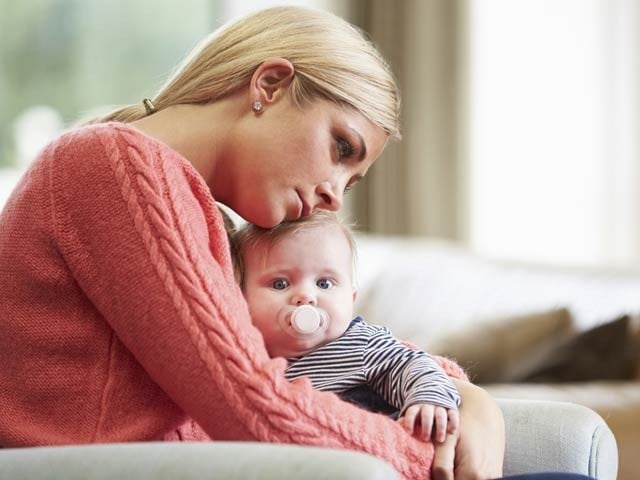 Mothers suffering from depression, respond late to the child's call! Depressed mothers tend to delay responding when talking to their children, which can have a negative effect on the children themselves. Photo: File