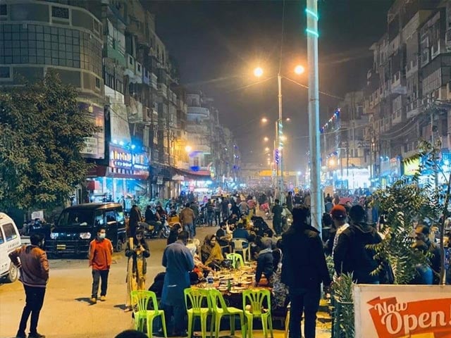 Sindh High Court's order to immediately open the roads of Burns Road Food Street