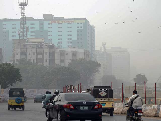 Fog may affect visibility in Karachi on Friday, Meteorological Department