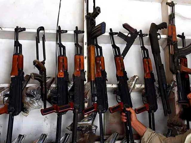 Raid in Orangi Town, huge quantity of arms smuggled from Peshawar to Karachi was seized