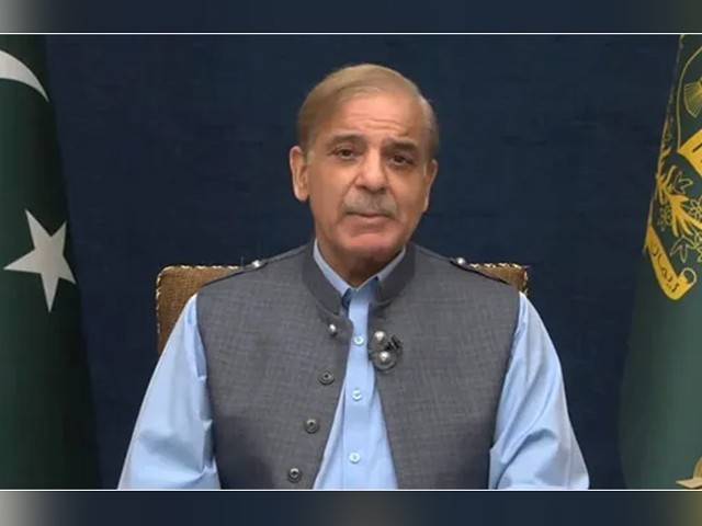 Prime Minister's order to bring two mega residential projects in Islamabad for overseas Pakistanis Two international standard residential projects will be brought up in Sector C-14 and Kari