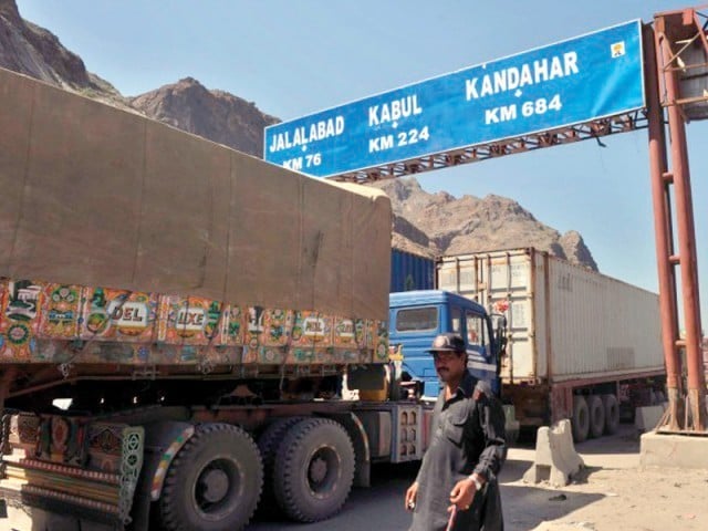 Due to scanner malfunction, import goods vehicles got stuck at Torkham border