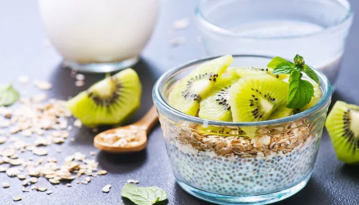 6 Surprising Benefits of Eating Kiwi Fruit