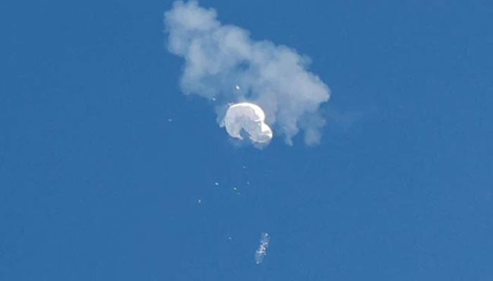 A video of an American fighter jet targeting a Chinese balloon has surfaced