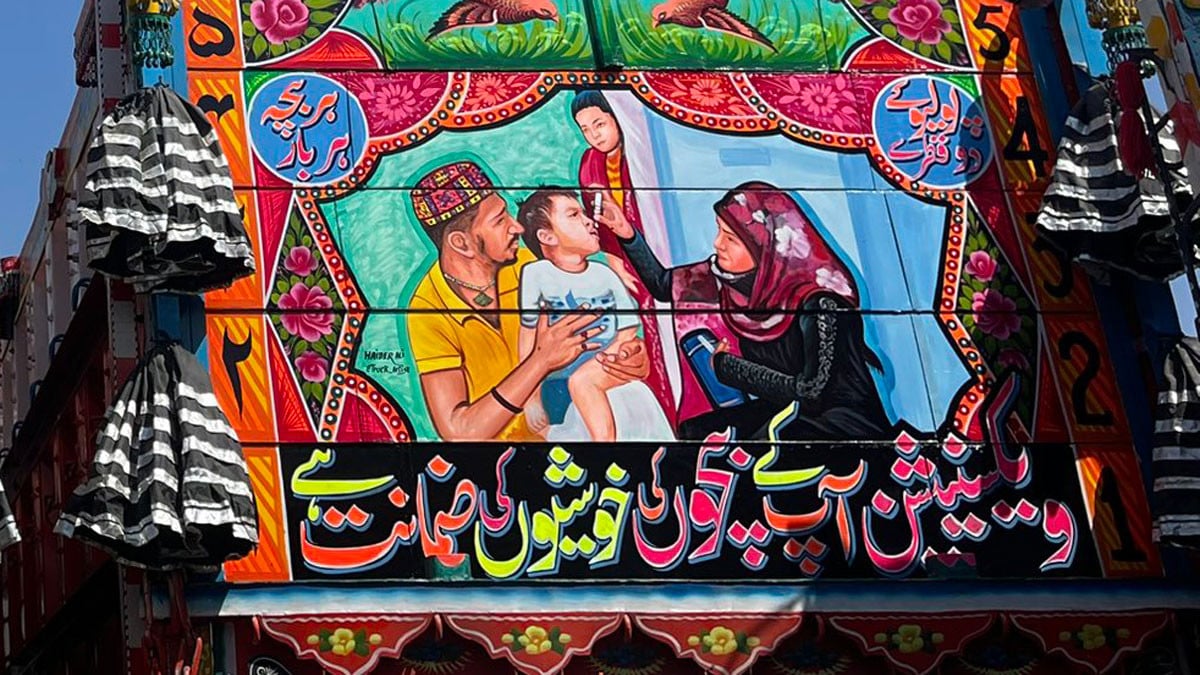 Government started polio campaign with the help of 'Truck Art'