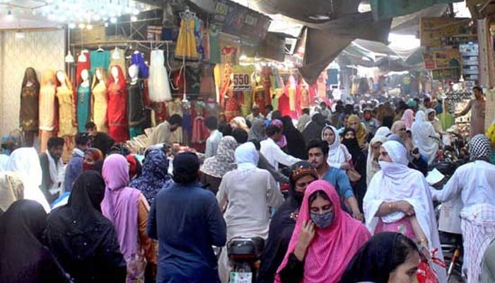 Instructions to close the markets in Karachi at 8:30