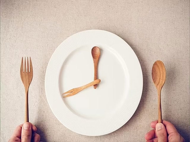 Intermittent fasting may increase the risk of heart disease or cancer