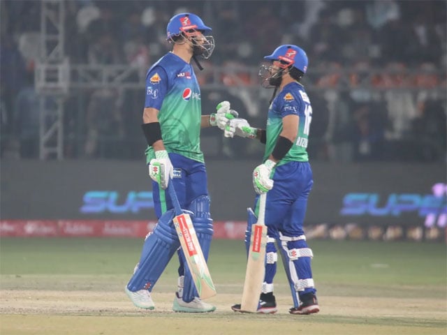 Multan Sultans continue to bat in pursuit of the target