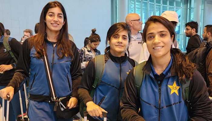 Pakistan Women's Team has reached South Africa to participate in T20 World Cup