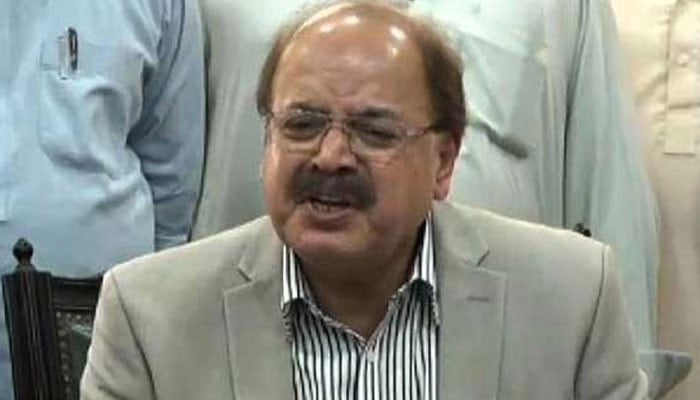 Provincial Agriculture Adviser Manzoor Wasan will give wheat seeds to the flood affected farmers