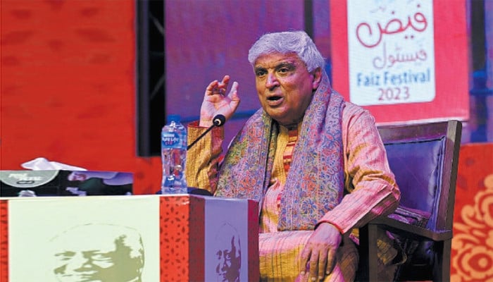 Reading Faiz's poetry makes my heart go to jail: Javed Akhtar