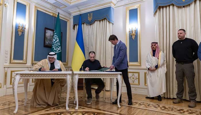 Saudi Arabia signed an agreement to supply Ukraine with 400 million dollars