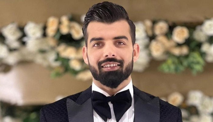 Shadab Khan's Walima, guests start arriving