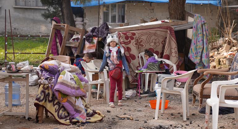 Syria-Türkiye earthquakes: Food, shelter and medicines among latest aid deliveries