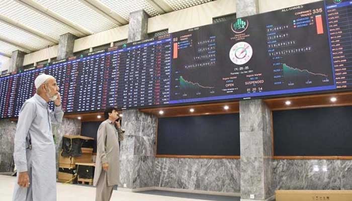 The PSX 100 index rose 743 points