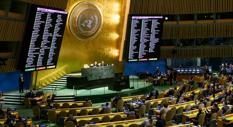 UN General Assembly calls for immediate end to war in Ukraine