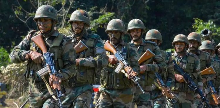 The lieutenant colonel of the Indian army killed the woman The lieutenant colonel of the Indian army killed the woman