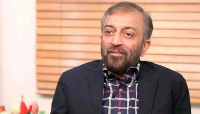 The population of Karachi is not less than four crores by any means, Farooq Sattar File photo