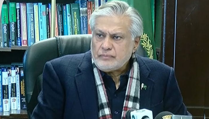 Chinese bank has rolled over 1 billion 30 million dollars, Ishaq Dar File photo