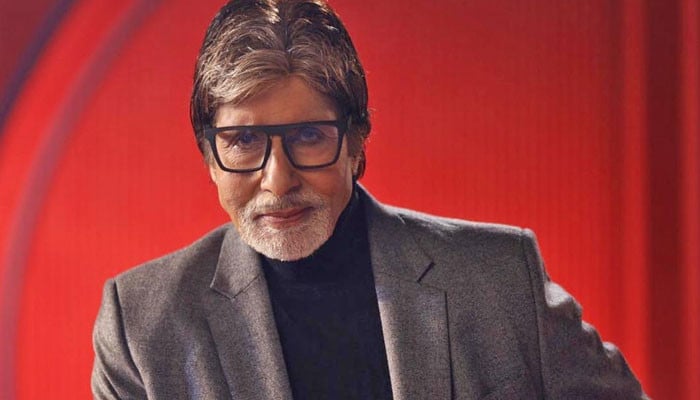 Amitabh Bachchan's first tweet after injury