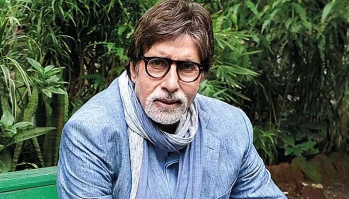 Amitabh Bachchan's encouraging message for fans even in injured condition Amitabh Bachchan, file photo