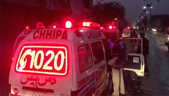 Karachi, 10-year-old child's body was found in the car File photo