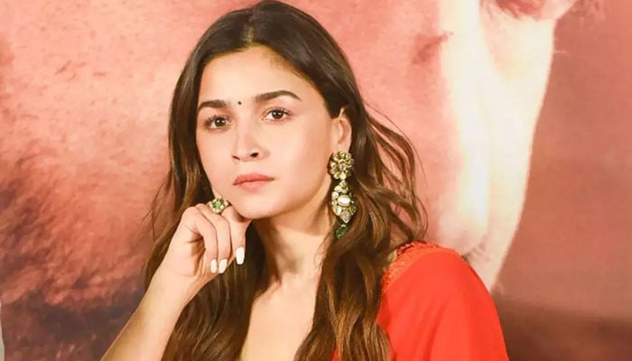 Alia Bhatt explains how to choose a good script