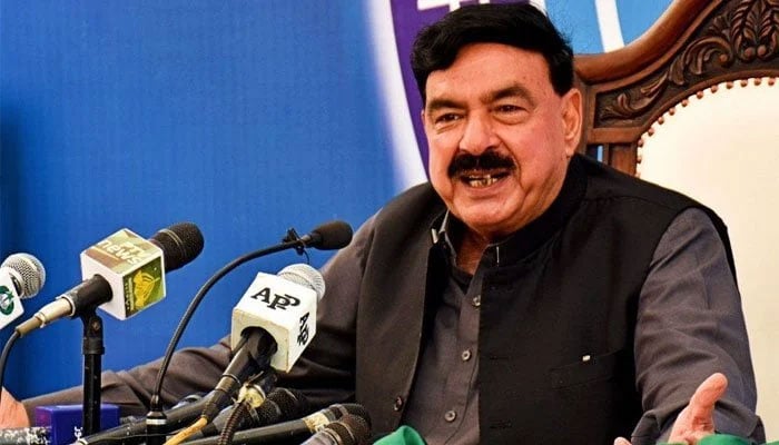 Patriotic organizations are requested to save the country from civil war, Sheikh Rasheed Photo file
