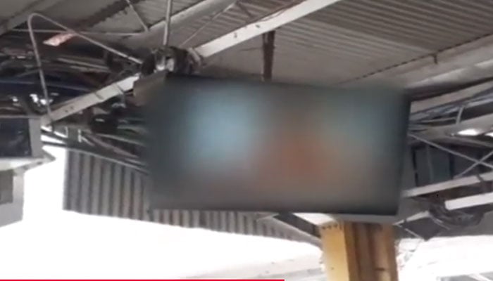 Indecent videos were played on the screen of the railway station, officials worried India: Indecent videos played on the screen of the railway station, officials worried