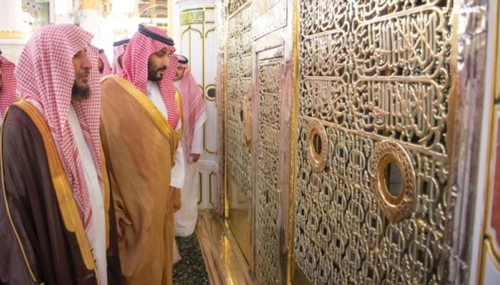 Attendance of the Saudi Crown Prince in the Prophet's Mosque —File photo