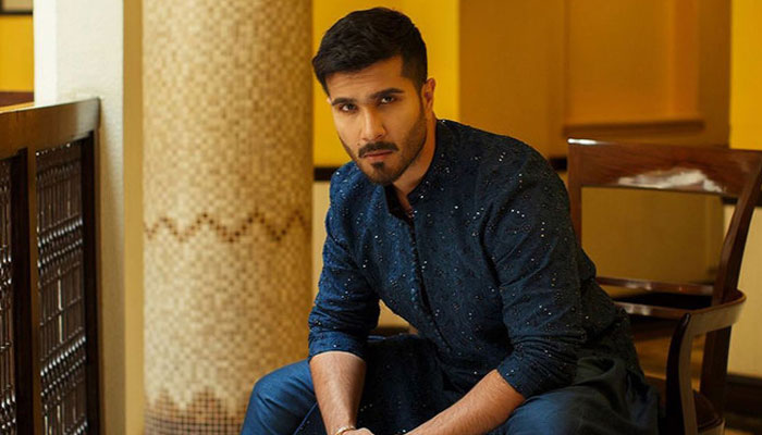 Feroze Khan apologized to his co-stars for sharing personal information Feroze Khan - File photo