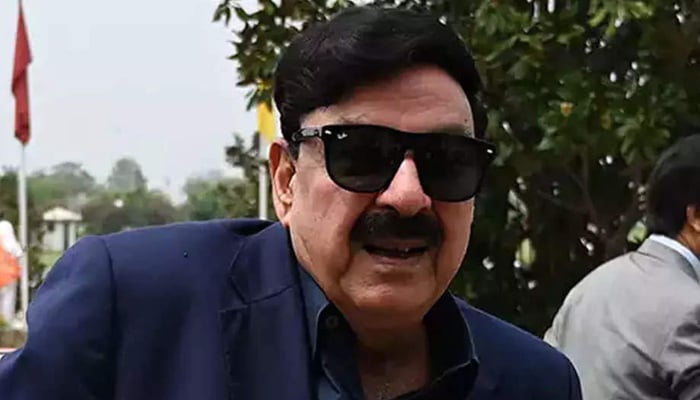 Rana Sanaullah has lost his mind, Sheikh Rasheed Sheikh Rashid. File photo