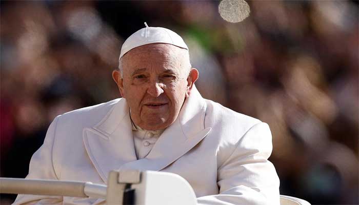 Pope Francis admitted to hospital for medical examination Pope Francis admitted to hospital for medical examination